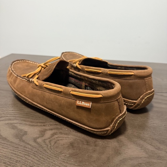 L.L.Bean Men's Handsewn Slippers, Flannel-Lined Size 11 Medium - Picture 4 of 9